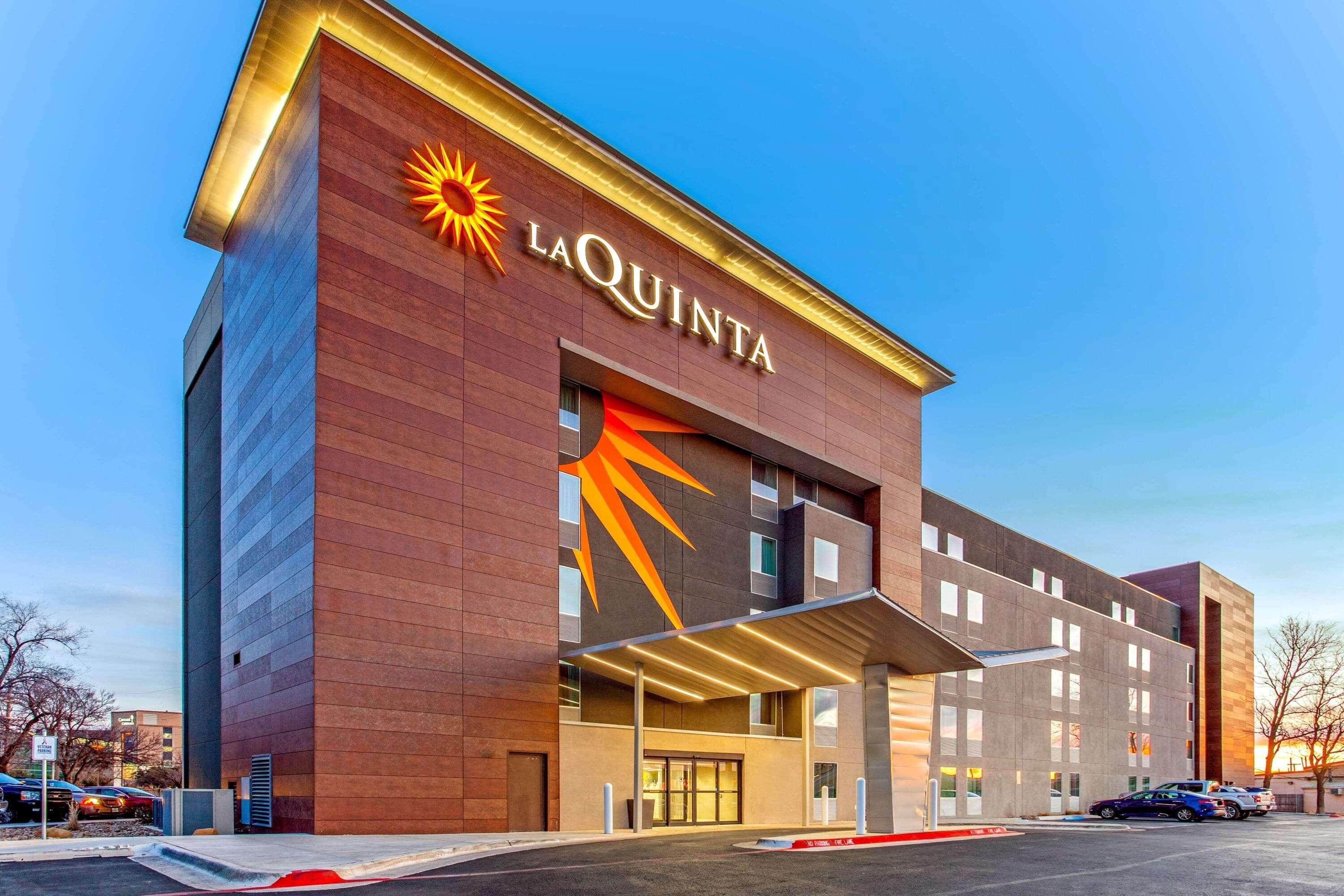La Quinta By Wyndham Lubbock West Medical Center Hotel Ngoại thất bức ảnh