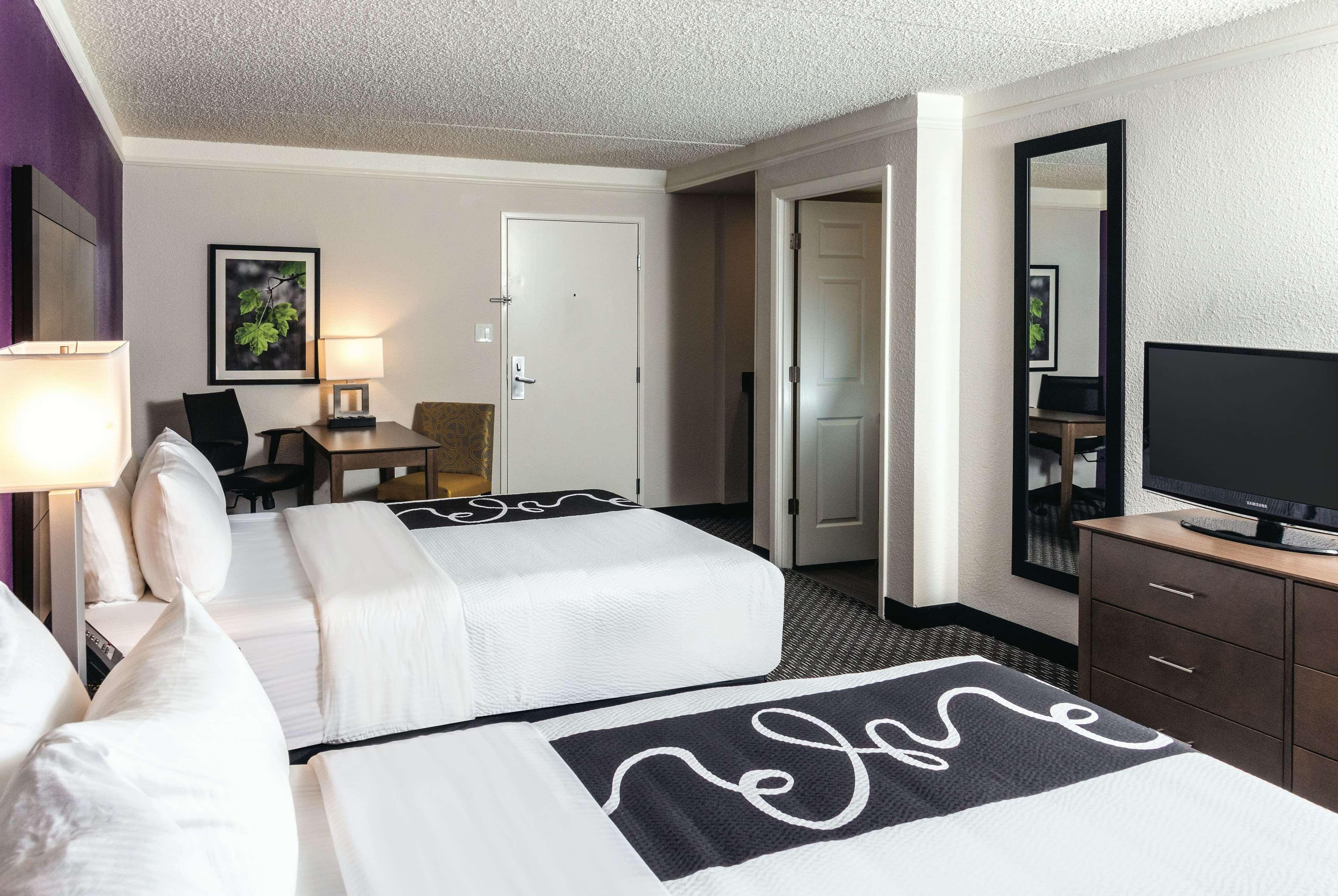 La Quinta By Wyndham Lubbock West Medical Center Hotel Ngoại thất bức ảnh
