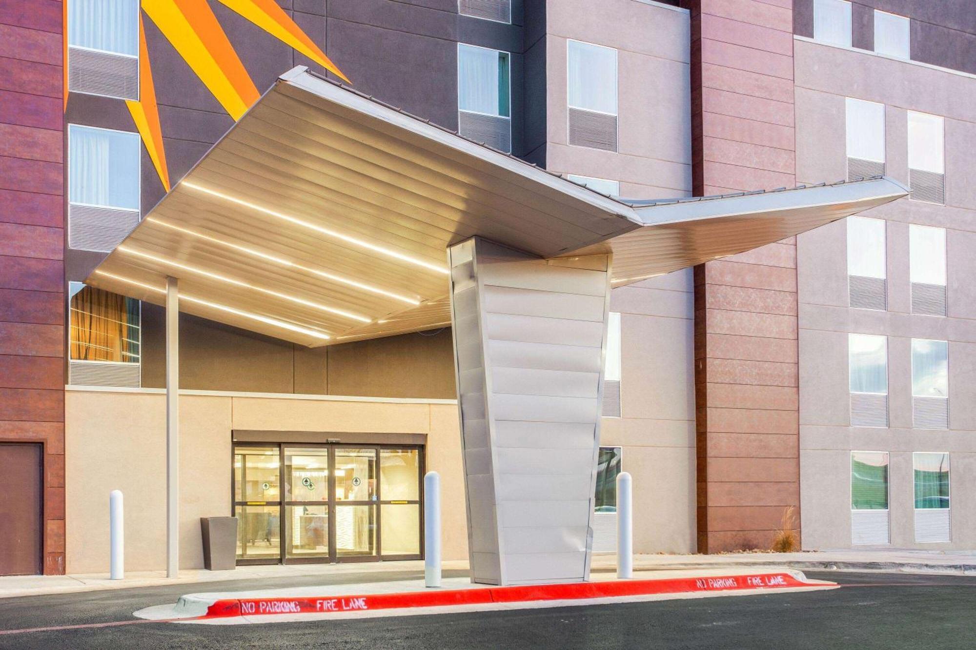 La Quinta By Wyndham Lubbock West Medical Center Hotel Ngoại thất bức ảnh